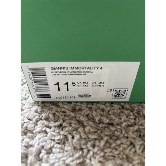 Nike Giannis Immortality 4 Basketball Running Sneakers Shoes NEW Men\'s Size 11.5 main image 4
